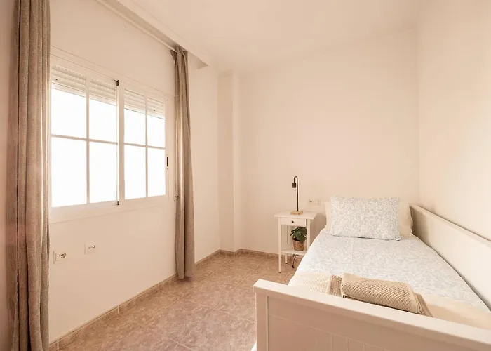 Vakantiehuis Casa Vacacional En Medina Playa Torrecilla *